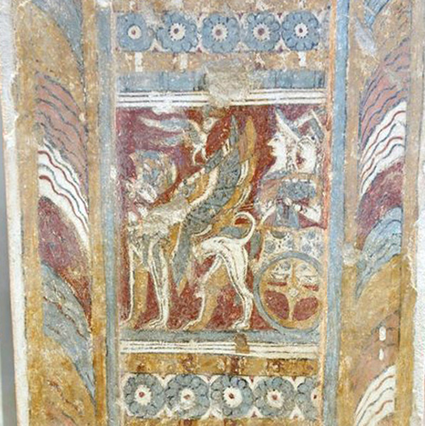 freska-zhertvoprinosh-grifon-v-kolesnice-na-sarkofage
