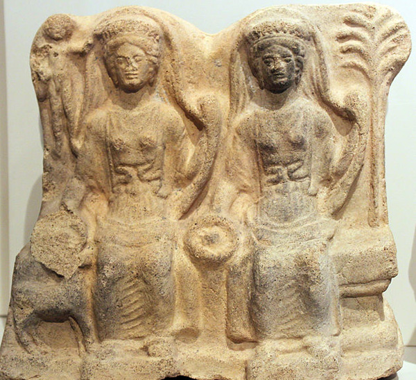 боги-Apulu и Artumes Черветере, 4 век до н.э.