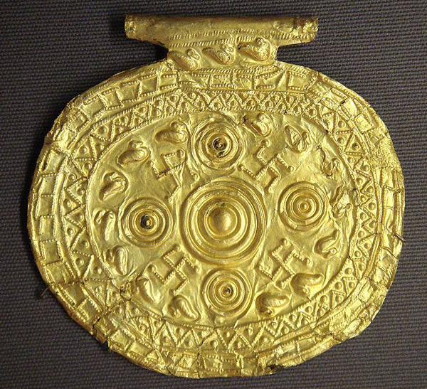 золот-свастика, 700-650 гг. до н.э